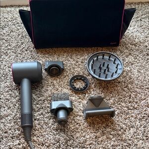 Dyson supersonic hairdryer